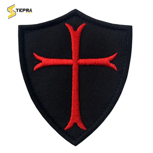 Los mejores parches de bordado personalizados de tela, recién llegados, decoraciones deportivas con forma de flor de corazón para ropa, sombrero de fieltro, hierro de PVC - Product Image 2