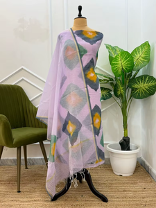 Conjunto de Kurti de 3 Piezas de Seda de Lino Banarasi Clásico Tradicional Sin Costuras para Mujer, Ropa Étnica Cómoda para Fiestas y Festivales - Product Image 5