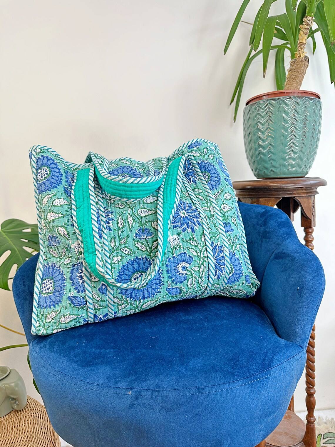 นกยูงสีฟ้า