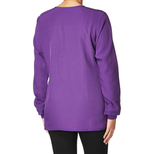 Blouse médicale sportive pour femme, modèle 2024, personnalisée, à boutons, en sergé Spandex/Polyester, haute qualité, uniforme médical OEM - Product Image 2