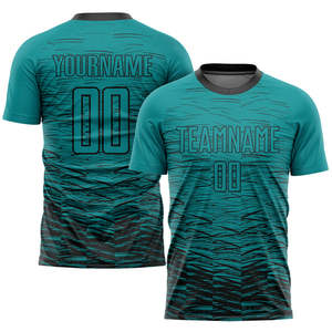 Camiseta de fútbol personalizada de corte atlético para hombre, camiseta de fútbol ligera diseñada para sesiones de entrenamiento y juego listas para torneos - Product Image 5
