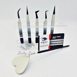 Pinzas de extensión de pestañas de acero inoxidable con etiqueta personalizada de alta calidad, punta de fibra mitad negra y mitad blanca para uso en cejas - Product Image 2