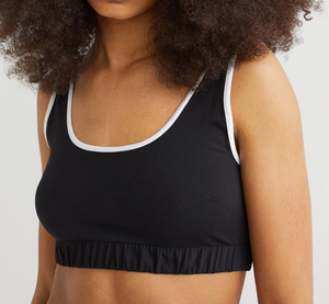 Ensemble décontracté pour femme de haute qualité, collection 2025, couleur unie noire, haut classique et short taille haute à cordon de serrage, 2 pièces avec boutons et fermeture éclair - Product Image 4