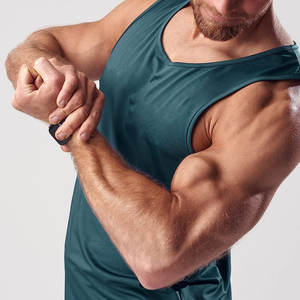 เสื้อกล้ามออกกำลังกายแขนกุดสำหรับผู้ชาย - Product Image 5