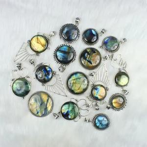 สร้อยคอสเตอร์ลิงเงินดีไซน์เนอร์พร้อมจี้สลักฝาแบบลาบราดอไรต์และเครื่องประดับชุบสวยงามขายส่ง - Product Image 1