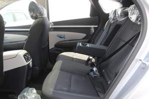 Auto Usado de Lujo en Perfectas Condiciones, <span class=keywords><strong>HYUNDAI</strong></span> <span class=keywords><strong>TUCSON</strong></span> 2.0L FWD SUV <span class=keywords><strong>2023</strong></span> PLATEADO, Autos Usados Listos para Enviar a Todo el Mundo - Product Image 4