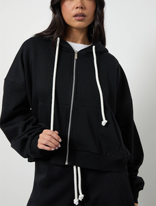 Conjunto Deportivo de 2 Piezas de Estilo Casual Holgado con Diseño Urbano OEM, Logotipo Personalizado Impreso por Transferencia de Calor, Ajuste Moderno y Relajado, Chándal Femenino - Product Image 3