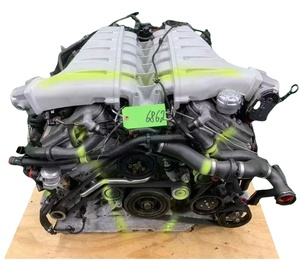 Moteur V12 équilibré pour une expérience de conduite fluide avec système de chronométrage raffiné et combustion silencieuse - Product Image 5