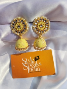 Boucles d'oreilles Meenakari Kundan Jhumka bijoux indiens traditionnels pour mariages, Mehendi, cérémonies Sangeet, demoiselle d'honneur et faveurs d'invité - Product Image 5