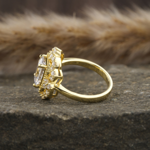 Anillo de compromiso de diamante de corte radiante cultivado en laboratorio, Plata de ley, certificado IGI, lujoso anillo de diamante estilo Halo Vintage, regalo para ella - Product Image 1