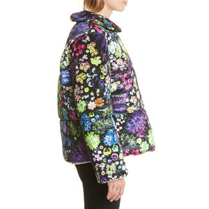 Vestes matelassées pour femmes les plus vendues, coupe courte, tricotées, respirantes, chaudes pour l'hiver, vente en gros Pakistan - Product Image 2