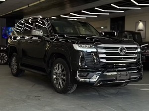 Toyota Land Cruiser d'occasion 2023, noir, 7 places, cuir, caméra de recul, norme Euro III, 8L - Product Image 4