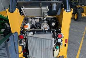 Chargeurs compacts John Deere 317G 2021 d'occasion avec composants principaux : boîte de vitesses, moteur, roulements - Product Image 5