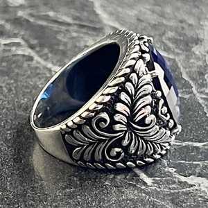 Anillo de Hombre Vintage de Plata con Zafiro Azul, Estilo Floral, Joyería de Plata de Ley Hecha a Mano, Engaste de Bisel con Piedra Tallada - Product Image 5