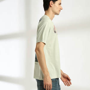 ชุดเสื้อยืดและกางเกงขาสั้นเสื้อสองชิ้นสำหรับผู้ชายชุดออกกำลังกายเล่นกีฬาแขนสั้นทรงหลวม - Product Image 6