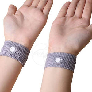 Custom Size Gym Wear for Men and Women with Logo Wristba OEM Service for Event Use - Product Image 2