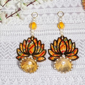 ม่านแขวนผนังดอกบัวสำหรับตกแต่งบ้านใหม่ฉากหลังดอกไม้งานแต่งงานอินเดียฮาลดิเมนตกแต่งเวทีของขวัญประตู - Product Image 4