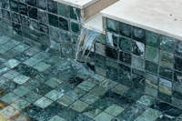 Mosaïque de parquet en marbre vert indien traditionnel attrayante, résistante à l'eau, écologique, pour crédence de cuisine d'hôtel et piscine