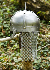 Casque Viking Fait Main en Métal, Coiffe de Style Nordique Classique pour Collection, Décoration de Musée, Spectacles Théâtraux, Vente en Gros - Product Image 3