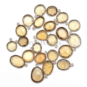 Piedra preciosa natural hecha a mano colgante de forma libre 14K chapado en oro cerveza cuarzo para la fabricación de joyas precio de fábrica al por mayor de La India - Product Image 1