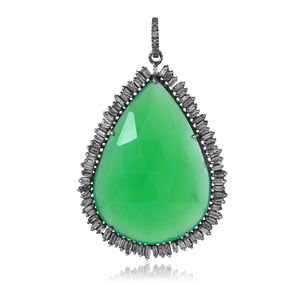 ชุดเครื่องประดับจี้เงิน925ออกซิไดซ์รูปลูกแพร์,ชุดปอมปอมพลอยธรรมชาติ Chrysoprase - Product Image 1