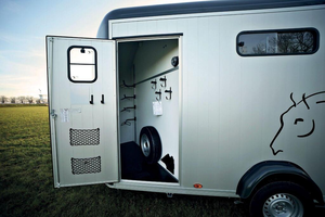 Remolque para Ganado en Oferta, Semirremolque de Transporte de Animales de Alta Resistencia, Mejor Precio de Fábrica al por Mayor - Product Image 3