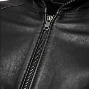 Sweat à capuche en cuir d'hiver élégant pour homme - Texture intérieure douce et écologique, ajustement et design personnalisables - Product Image 6