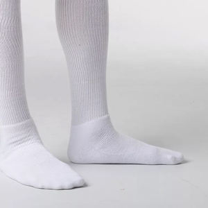 Chaussettes pour hommes de conception professionnelle/fabriquées sur mesure dans toutes les tailles et matériaux avec des chaussettes réglables - Product Image 6