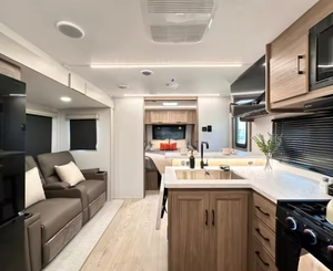 Auction Rate 2024 2025 Coachmens RV Freedom Express Ultra Lite Lightweight <b>Foldable</b> Travel Trailer for Mobile Camping - Product Image 2