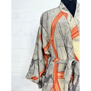 Kimono Vintage de Crepé de Seda, Ligero y Lujoso, Bata Suave y Cómoda, Regalo Perfecto para Ella, Bata de Baño Tejida Simple de Talla Grande - Product Image 3