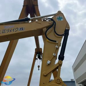 Excavadora CAT340D2L de segunda mano, súper eficiente en consumo de combustible, original y económica, con capacidad de cazo de 1.9m y 1206 horas de uso. - Product Image 6