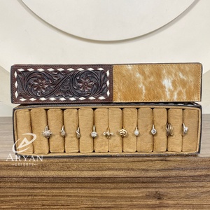 2025 vente chaude de luxe à la main en cuir de vachette velours bijoux et boîte à bagues concepteur organisateur d'affichage pour les femmes mallette de rangement - Product Image 1