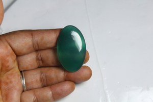 100% piedra preciosa cabujón con parte posterior plana de ónix verde Natural para la fabricación de joyas piedra preciosa de ónix verde de alta calidad hermosa piedra para la venta - Product Image 3