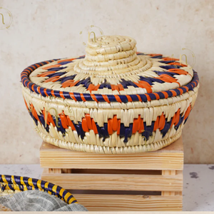 Artisanal moonj grass storage <b>box</b> with a stunning <b>pink</b> geometric pattern and tight-fitting lid, available at wholesale price. - Product Image 2