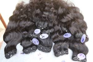 LOS MEJORES PRODUCTOS INDIOS PARA EL CABELLO CRUDO TEJIDO NATURAL CABELLO INDIO NEGRO EXTENSIÓN DE TRAMA DE CABELLO INDIO - Product Image 4