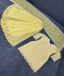 Vente en gros de robe en lin Surat: Obtenez le meilleur rapport qualité-prix avec nos robes en lin de haute qualité à prix de gros. - Product Image 4