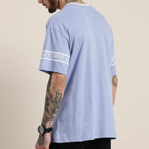 Vente d'été T-shirt avec logo personnalisé pour hommes T-shirt à séchage rapide et confortable en tissu de qualité supérieure pour hommes - Product Image 4