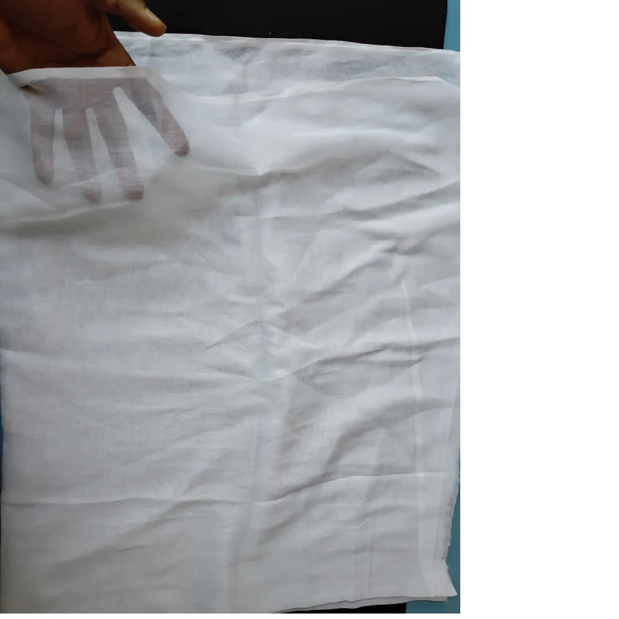 Gasa de algodón natural transpirable hecha a medida y telas mulmul ideales para usar como bufandas y RFD adecuado y adecuado para la impresión
