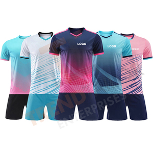 Ensemble de vêtements de sport pour adultes, uniforme de football personnalisé pour hommes, maillot de club sublimé avec transfert thermique - Product Image 2