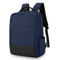 Sac à dos d'étudiant de style grande capacité Matériau de couleur unie Style décontracté à la mode pour hommes Cartables en gros