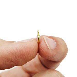 Breloque coussin calcédoine rose, petit pendentif en pierre précieuse à facettes en lunette plaquée or pour breloques de boucles d'oreilles faites à la main et fabrication de bijoux - Product Image 5