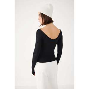 T-shirt à col large - Product Image 5