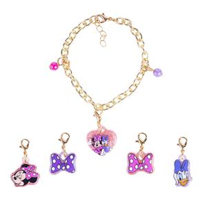 VENTA AL POR MAYOR H.E.R. Accesorios Oficiales con Licencia de Minnie Mouse, Pulsera de Juguete con Dijes, Set de Joyería de Disfraces, Caja con 1 Dije o 5 Dijes - Product Image 1
