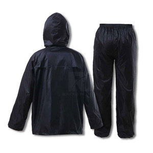 Survêtement de pluie imperméable à séchage rapide dernier design avec logo personnalisé Survêtement de pluie respirant pour hommes de grande taille fabriqué au Pakistan - Product Image 3