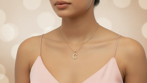 Pendentif en or et diamants en forme de lettre C, or 18 carats avec diamants naturels, bijoux fins minimalistes personnalisés, cadeau pour femmes - Product Image 5