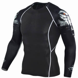 Vente en gros de rash guards de qualité supérieure, durables, respirants, à séchage rapide, en spandex/polyester, grandes tailles, logo personnalisé OEM, sublimation - Product Image 5