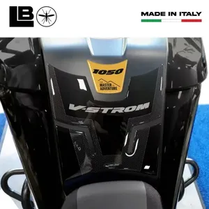 Kit Adesivi Protettivi 3D Completo Compatibile con Suzuki V-Strom 1050 Gold, Adesivi per Moto - Product Image 2