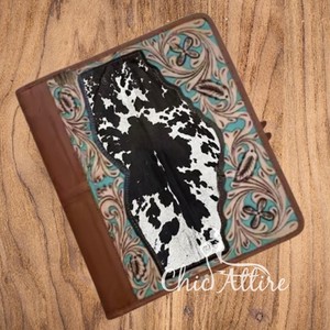 Cuero Lácteo Venta caliente Piel de vaca Mano Tooled Cremallera Bloqueo Diarios Boho Tradicional Vintage Cuero Bloqueo Diario de viaje - Product Image 1