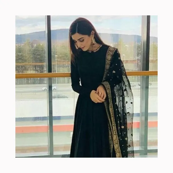 새로운 기사 파키스탄 전체 소매 자수 여성 원피스 Punjabi 원피스 salwar kameeez 잔디 쿠르타 파티 착용 웨딩 드레스