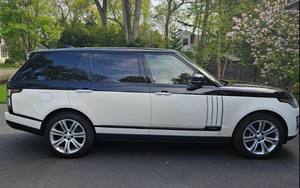 Palette de peinture 2022 Rannge Roveer SVAutobiography LWB 557-hp Supercharged V8, AWD, Duo Tone - Product Image 2